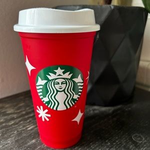 2022 Starbucks red holiday cup